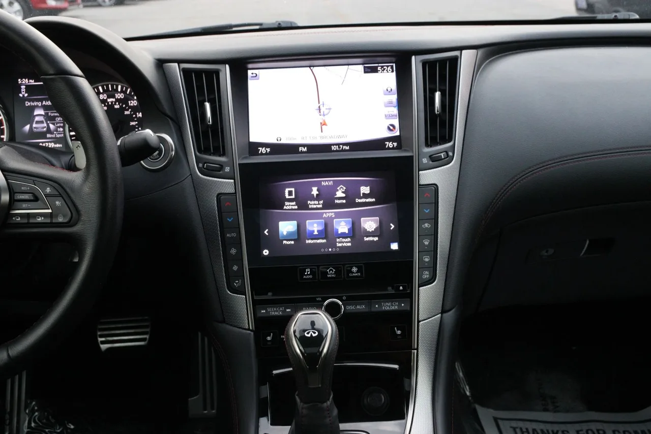 2018 Infiniti Q50 Red Sport 400 Sedan 4D in gray — photo 29 of 38
