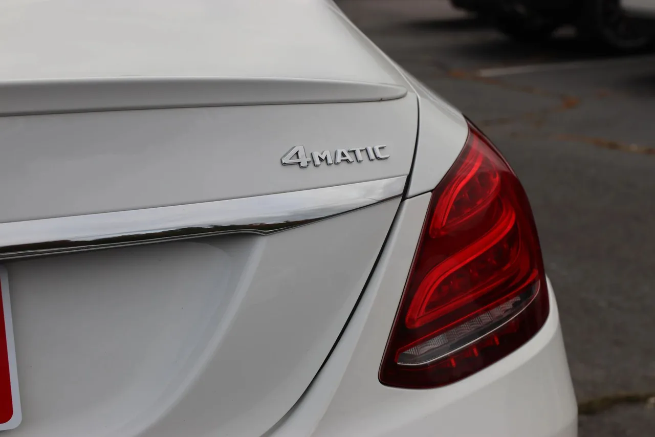 2018 Mercedes-Benz C-Class C 300 4MATIC Sedan 4D in white — photo 11 of 43