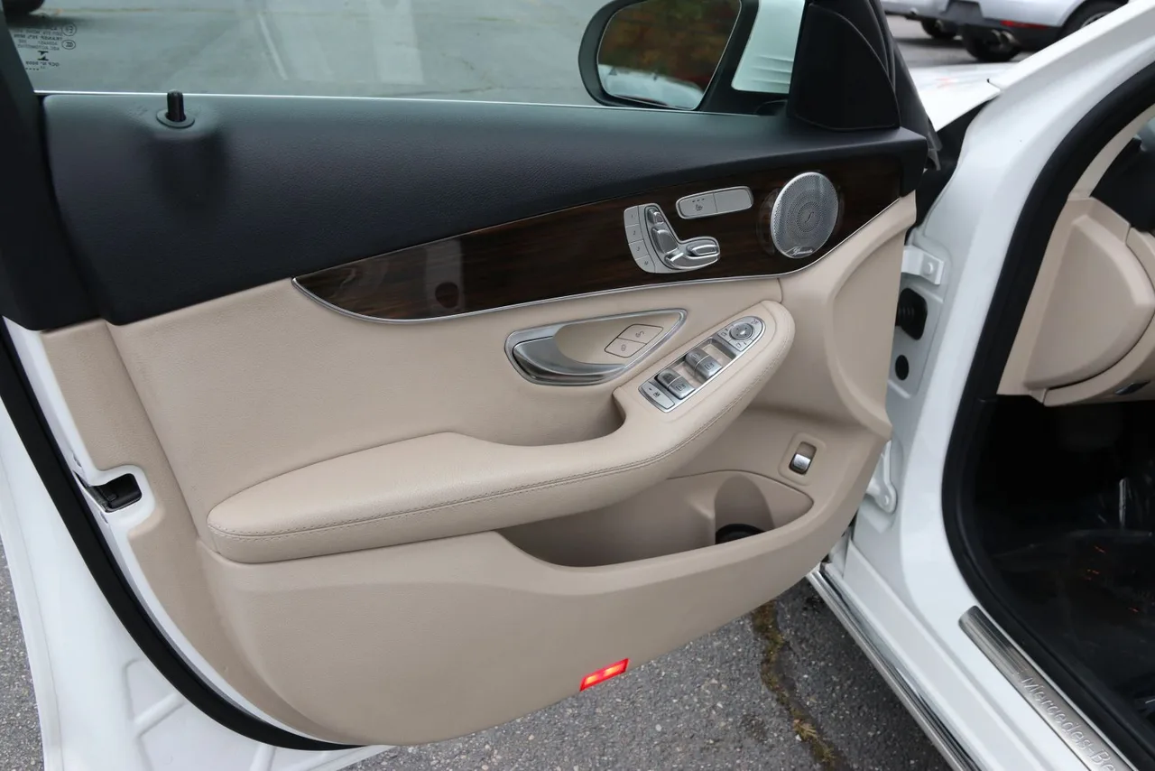 2018 Mercedes-Benz C-Class C 300 4MATIC Sedan 4D in white — photo 14 of 43