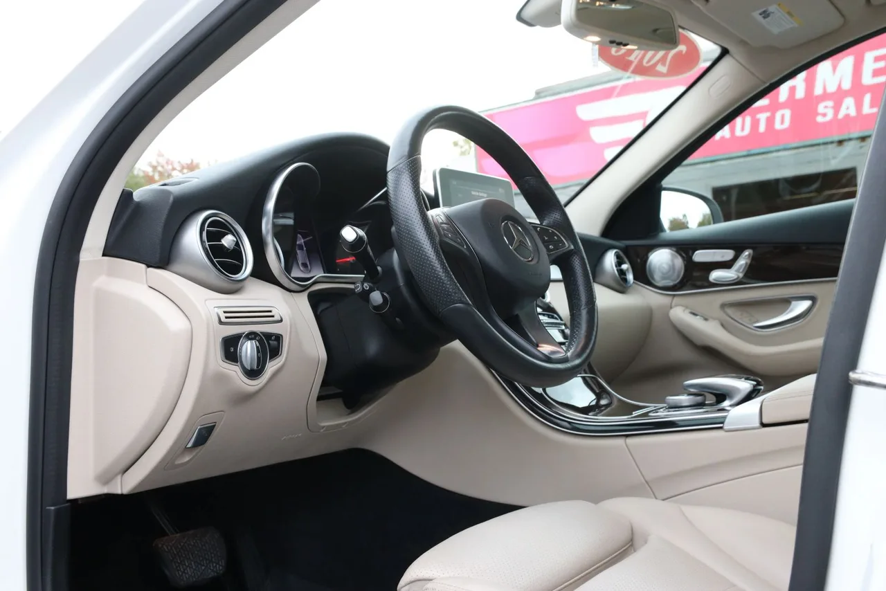 2018 Mercedes-Benz C-Class C 300 4MATIC Sedan 4D in white — photo 17 of 43