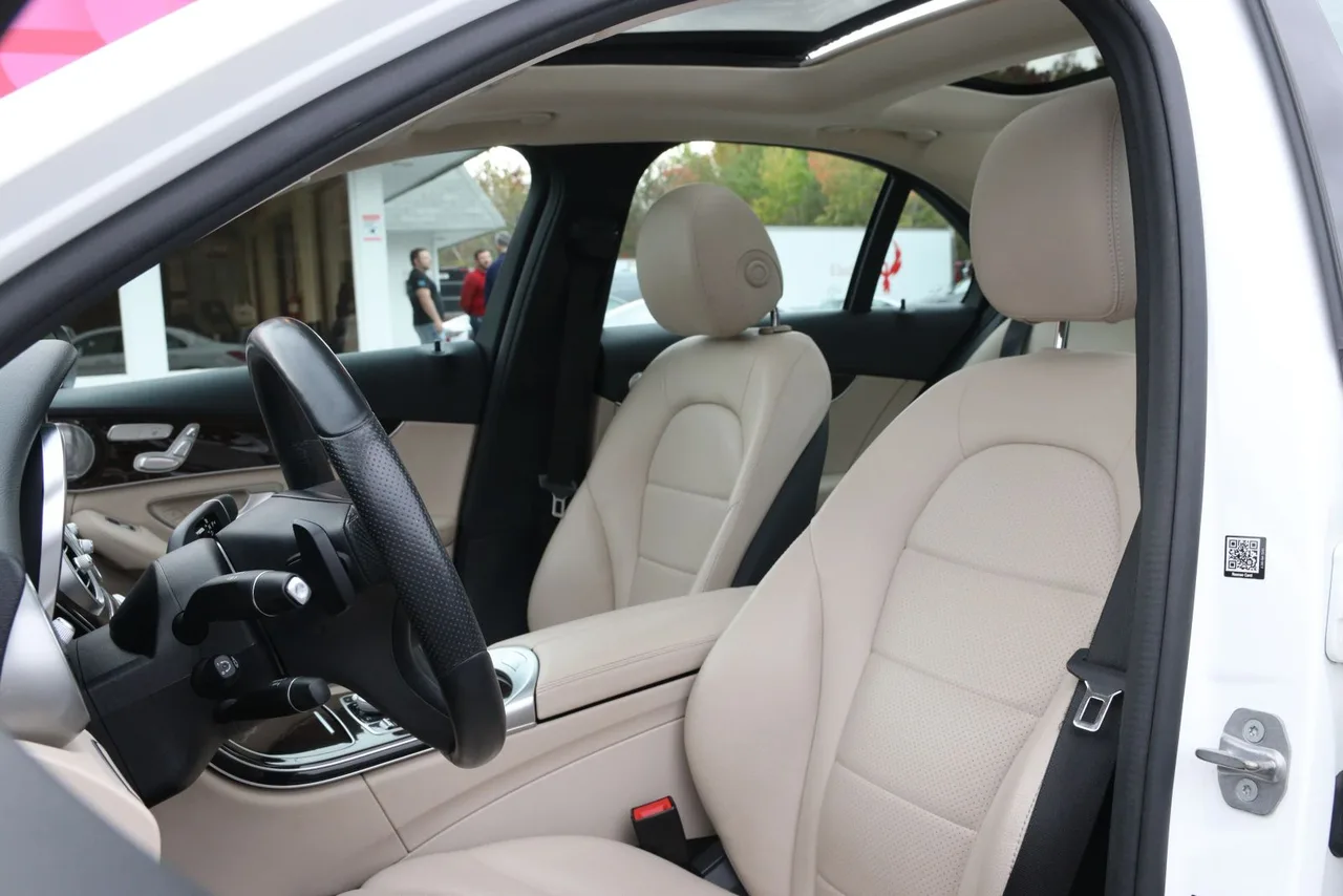 2018 Mercedes-Benz C-Class C 300 4MATIC Sedan 4D in white — photo 18 of 43