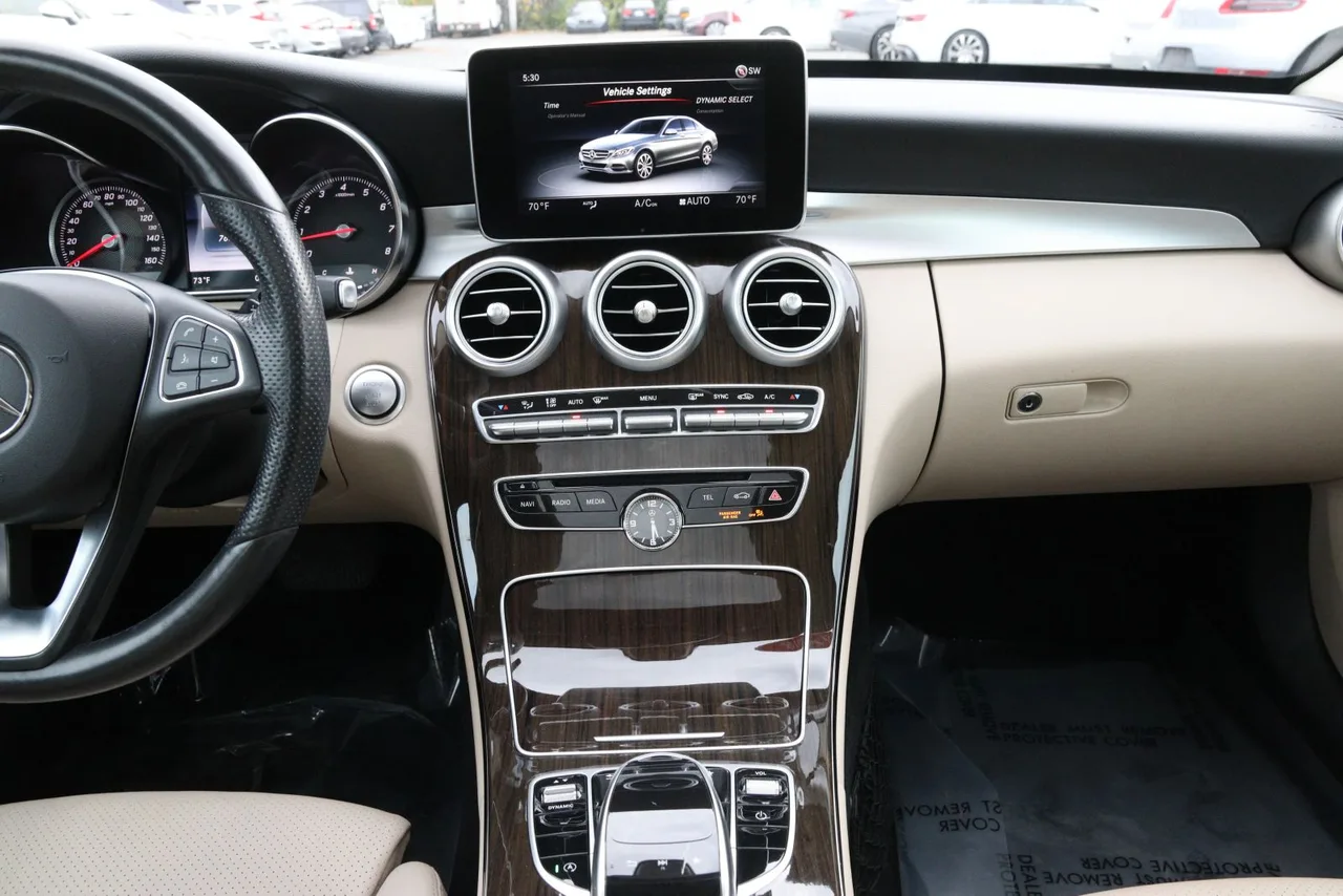 2018 Mercedes-Benz C-Class C 300 4MATIC Sedan 4D in white — photo 31 of 43