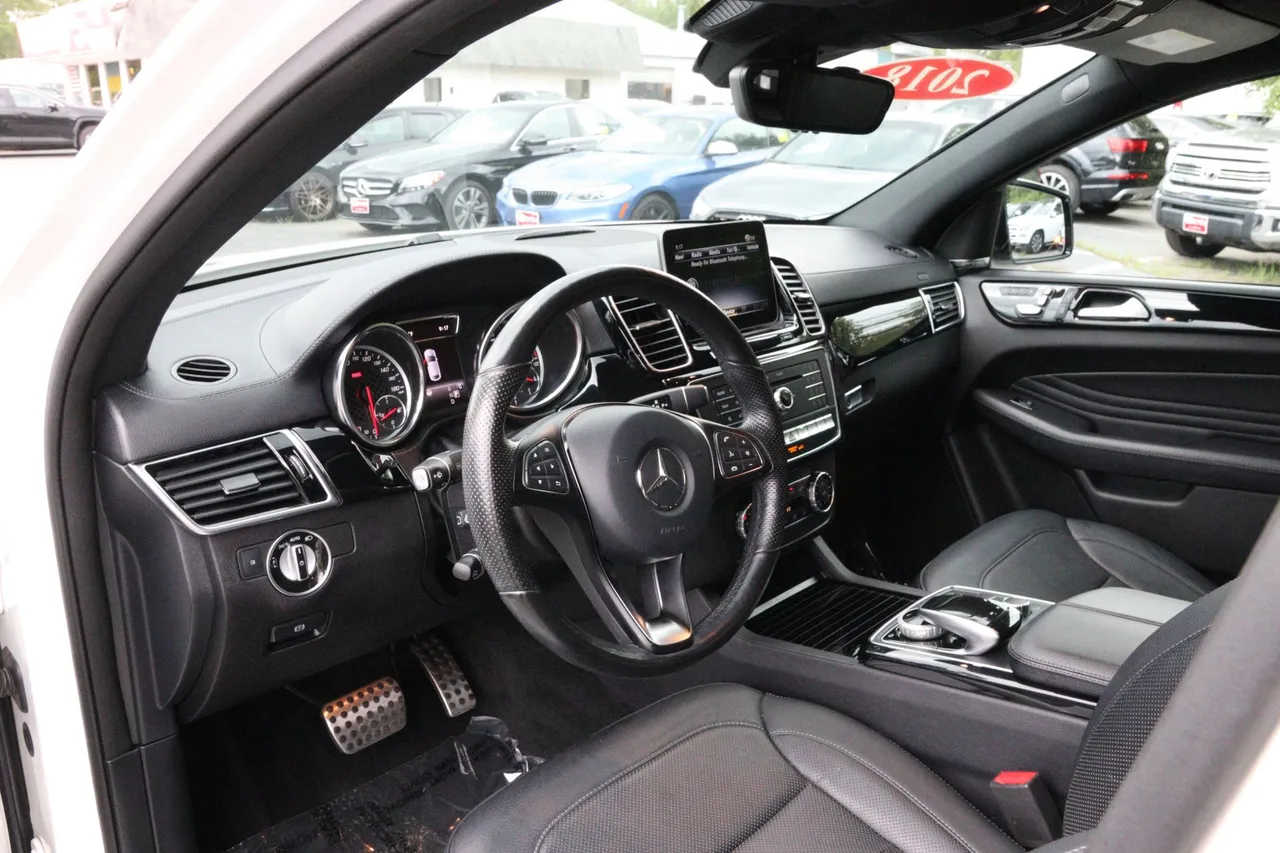 2018 Mercedes-Benz AMG GLE Coupe GLE 43 Sport Utility 4D in white — photo 18 of 25