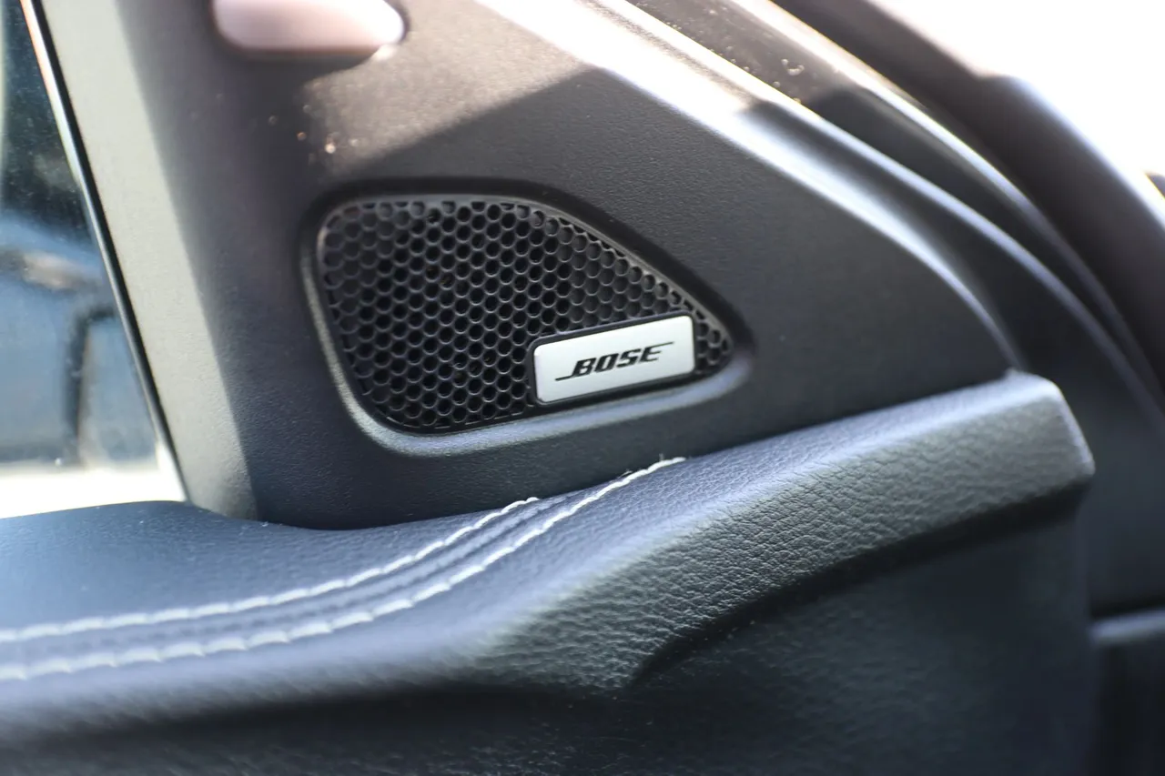 2018 Nissan Maxima SL Sedan 4D in silver — photo 14 of 33