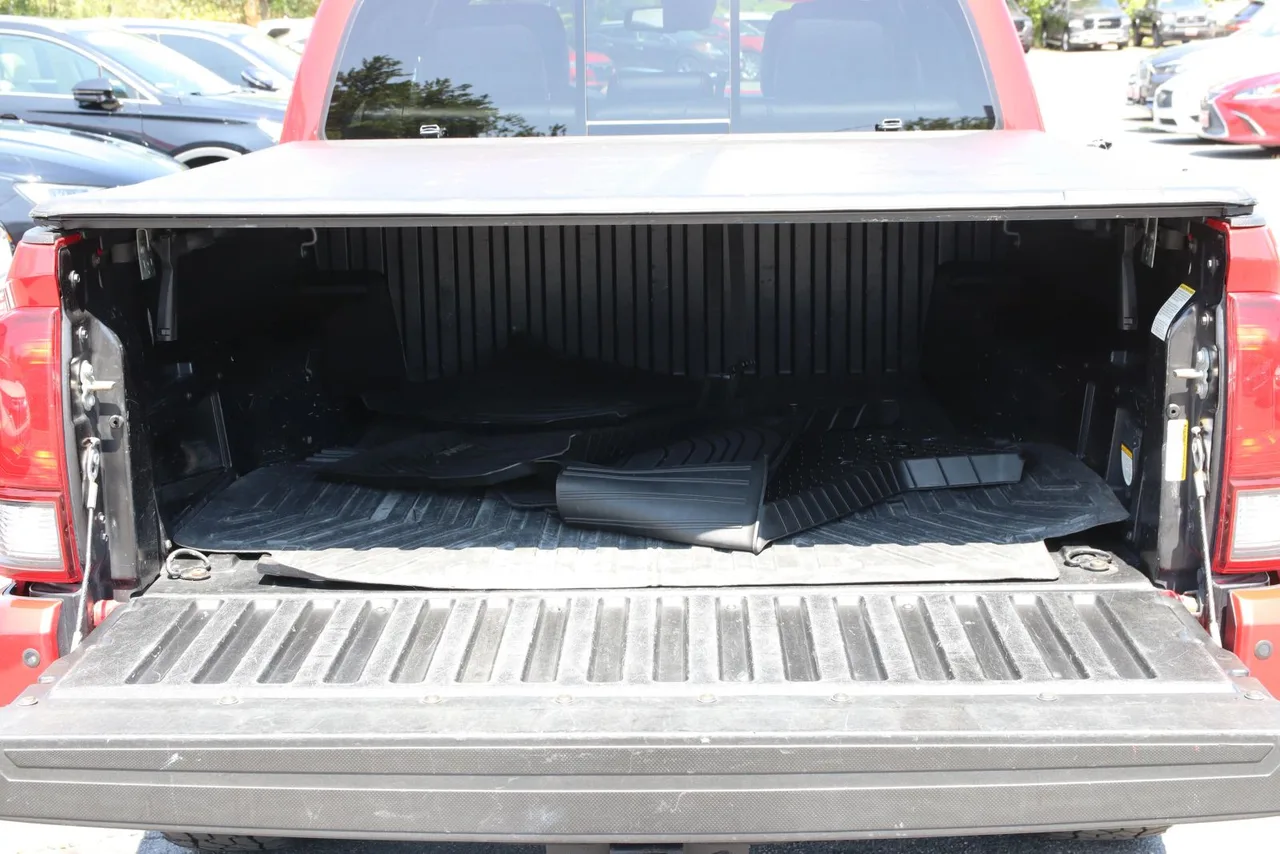 2018 Toyota Tacoma Double Cab TRD Sport Pickup 4D 5 ft in red — photo 11 of 36