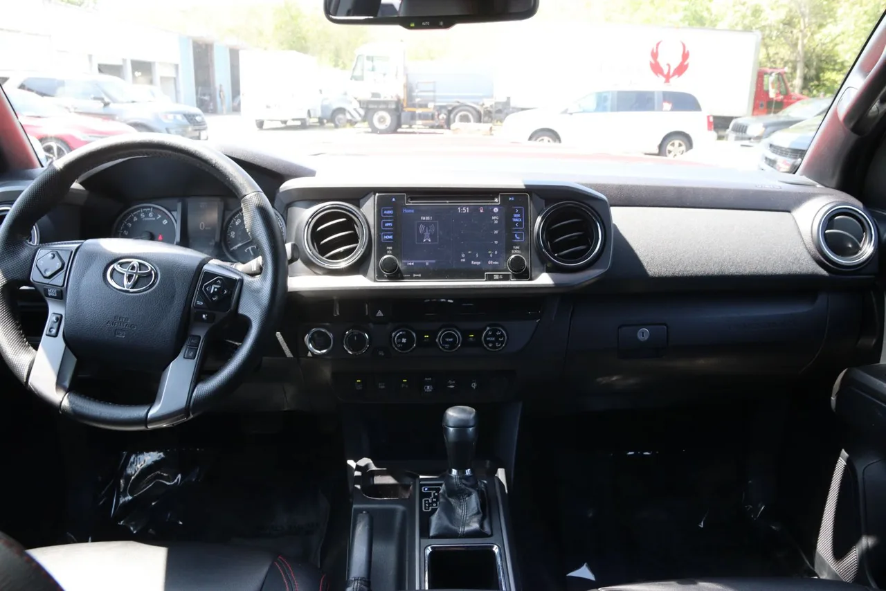 2018 Toyota Tacoma Double Cab TRD Sport Pickup 4D 5 ft in red — photo 19 of 36