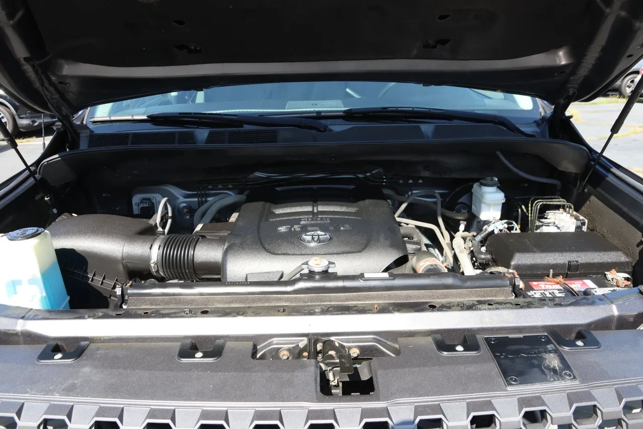 2018 Toyota Tundra Double Cab SR5 Pickup 4D 6 1/2 ft in gray — photo 11 of 31