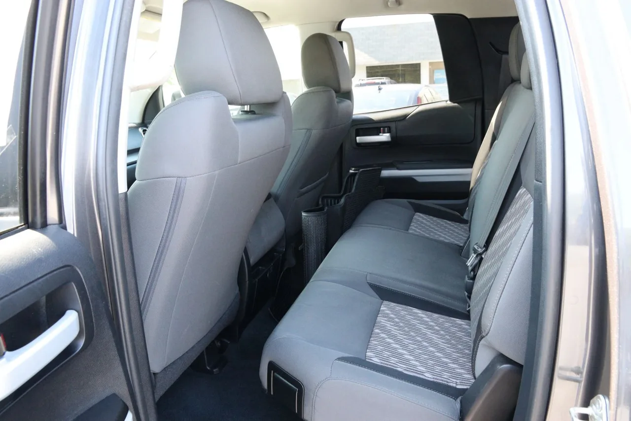 2018 Toyota Tundra Double Cab SR5 Pickup 4D 6 1/2 ft in gray — photo 29 of 31