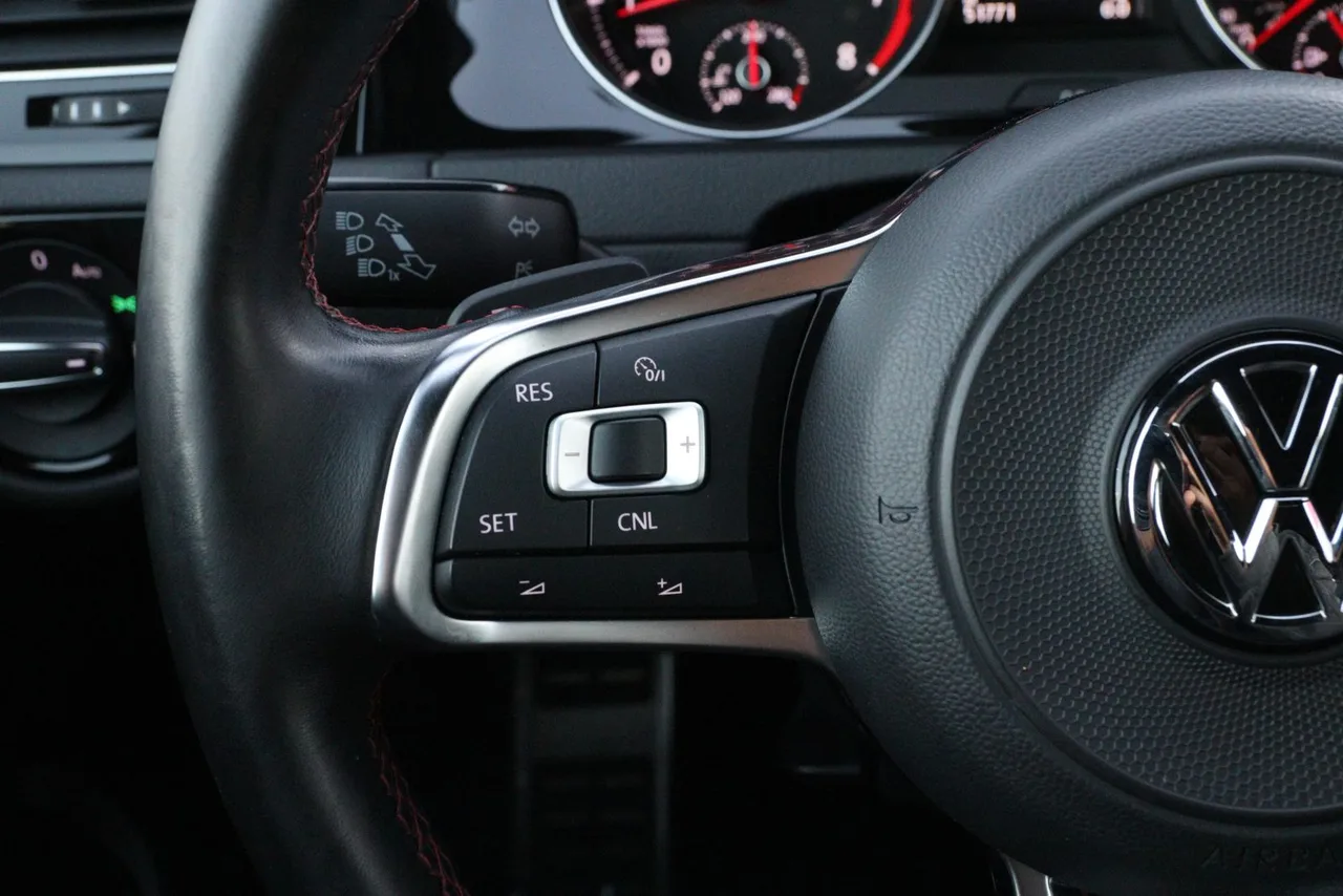2018 Volkswagen Golf GTI S Hatchback Sedan 4D in green — photo 37 of 41