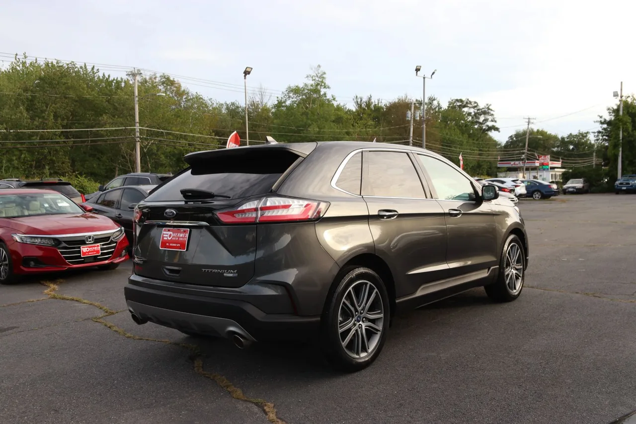 2019 Ford Edge Titanium Sport Utility 4D in gray — photo 6 of 34