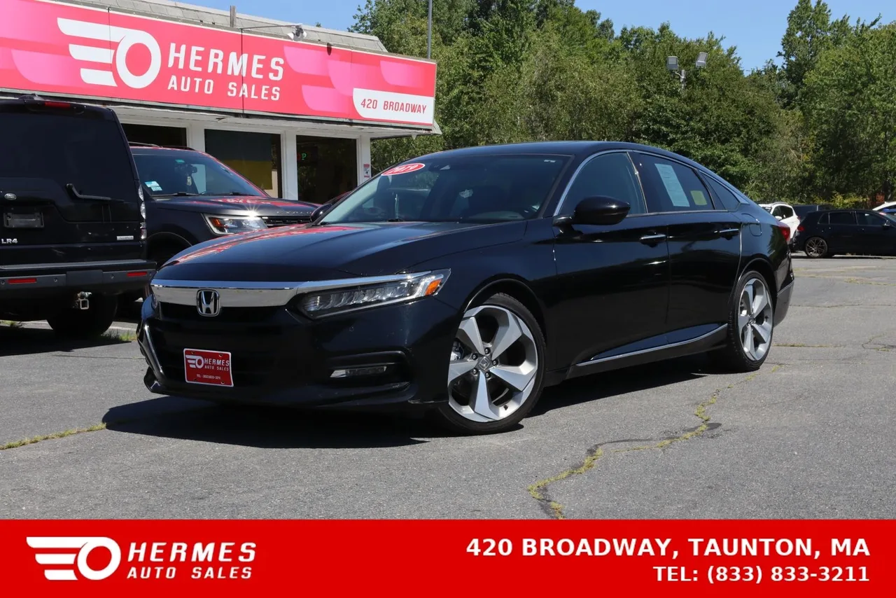 2019 Honda Accord Touring Sedan 4D in black — photo 1 of 33