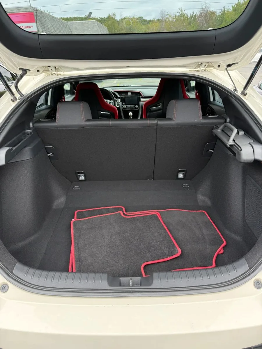 2019 Honda Civic Type R Touring Hatchback Sedan 4D in white — photo 26 of 27