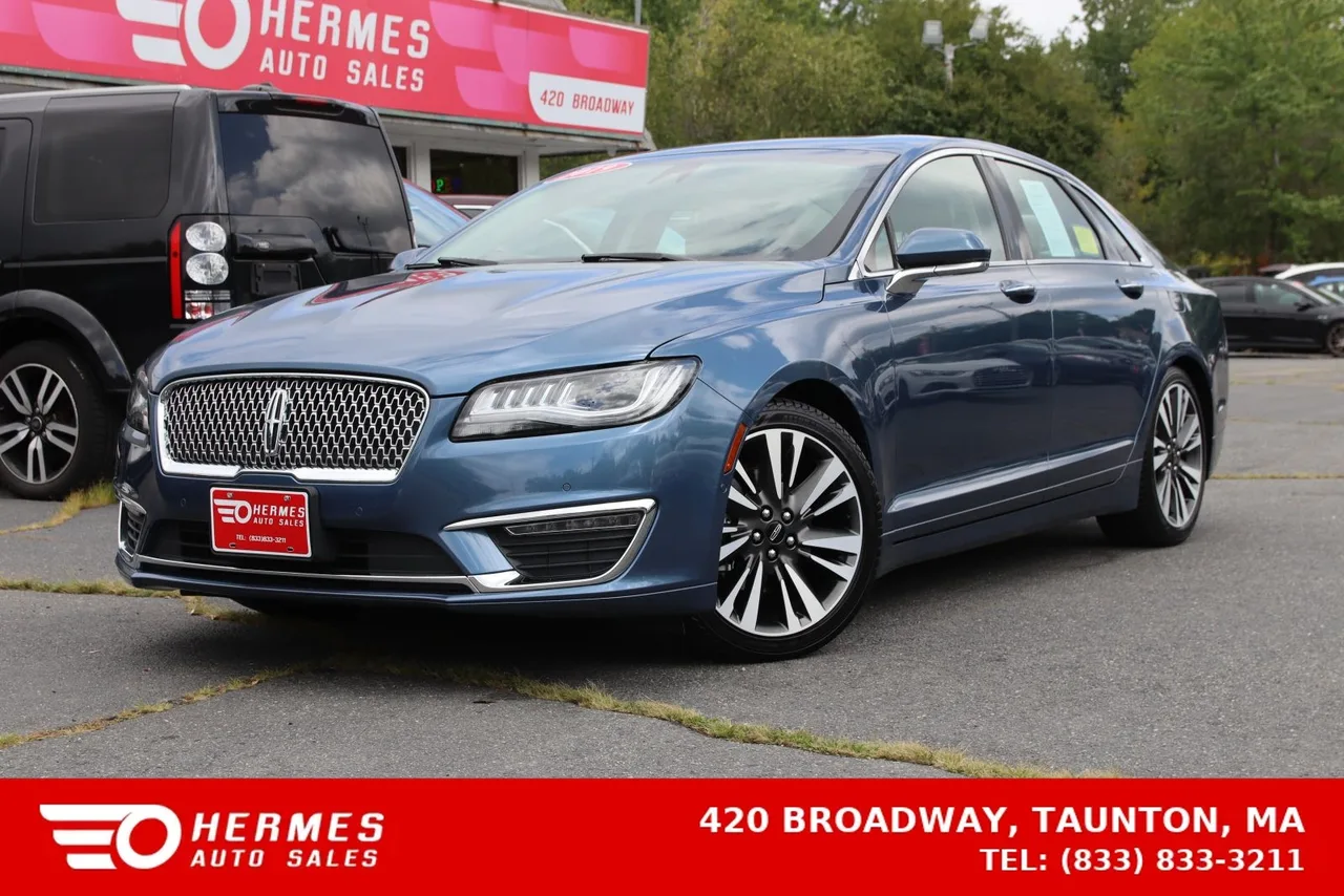 2019 Lincoln MKZ Reserve II Sedan 4D in blue — photo 1 of 33
