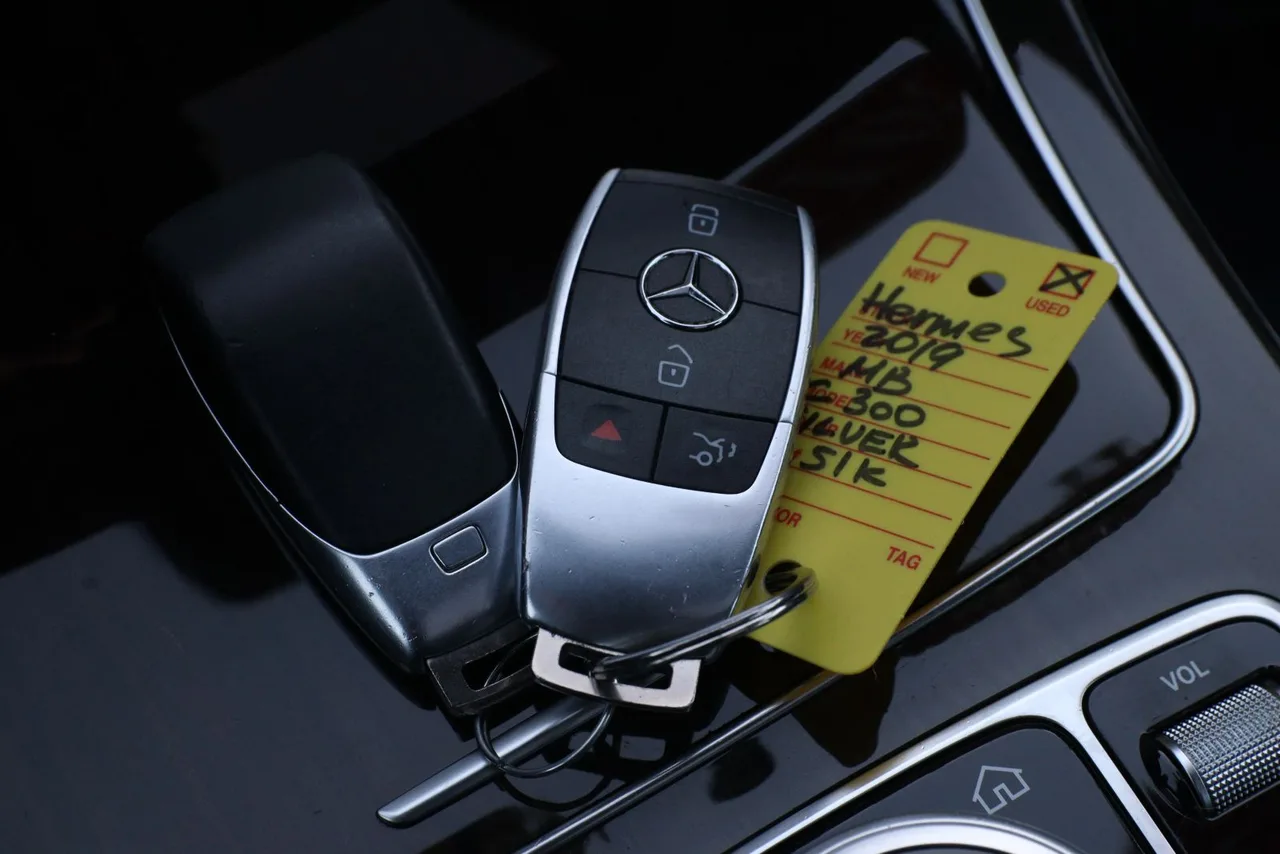 2019 Mercedes-Benz C-Class C 300 4MATIC Sedan 4D in silver — photo 44 of 45