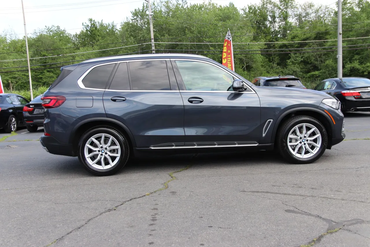 2020 BMW X5 xDrive40i Sport Utility 4D in gray — photo 6 of 31