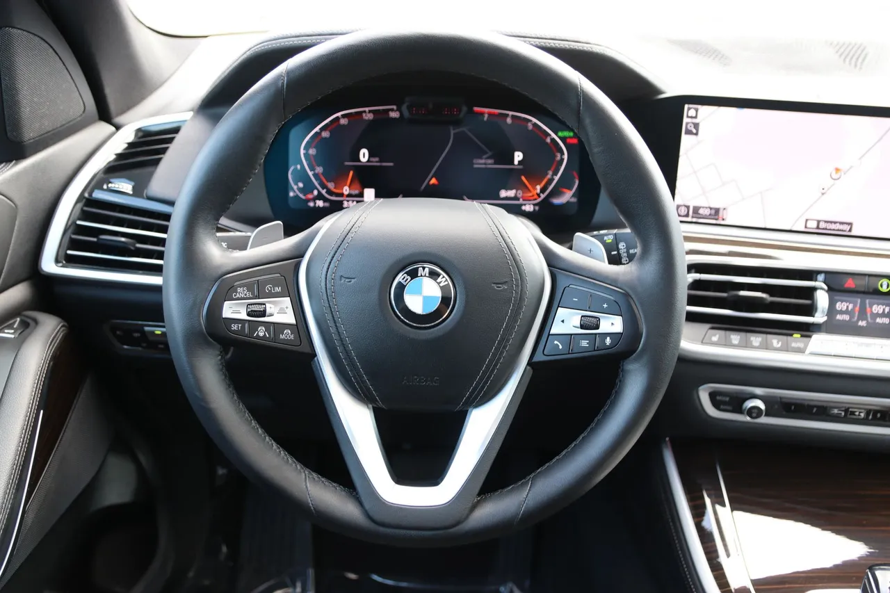 2020 BMW X5 xDrive40i Sport Utility 4D in gray — photo 19 of 31