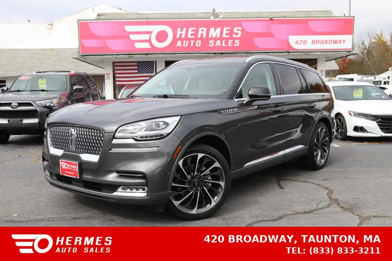 2020 Lincoln Aviator Reserve Sport Utility 4D in gray — photo 1 of 41