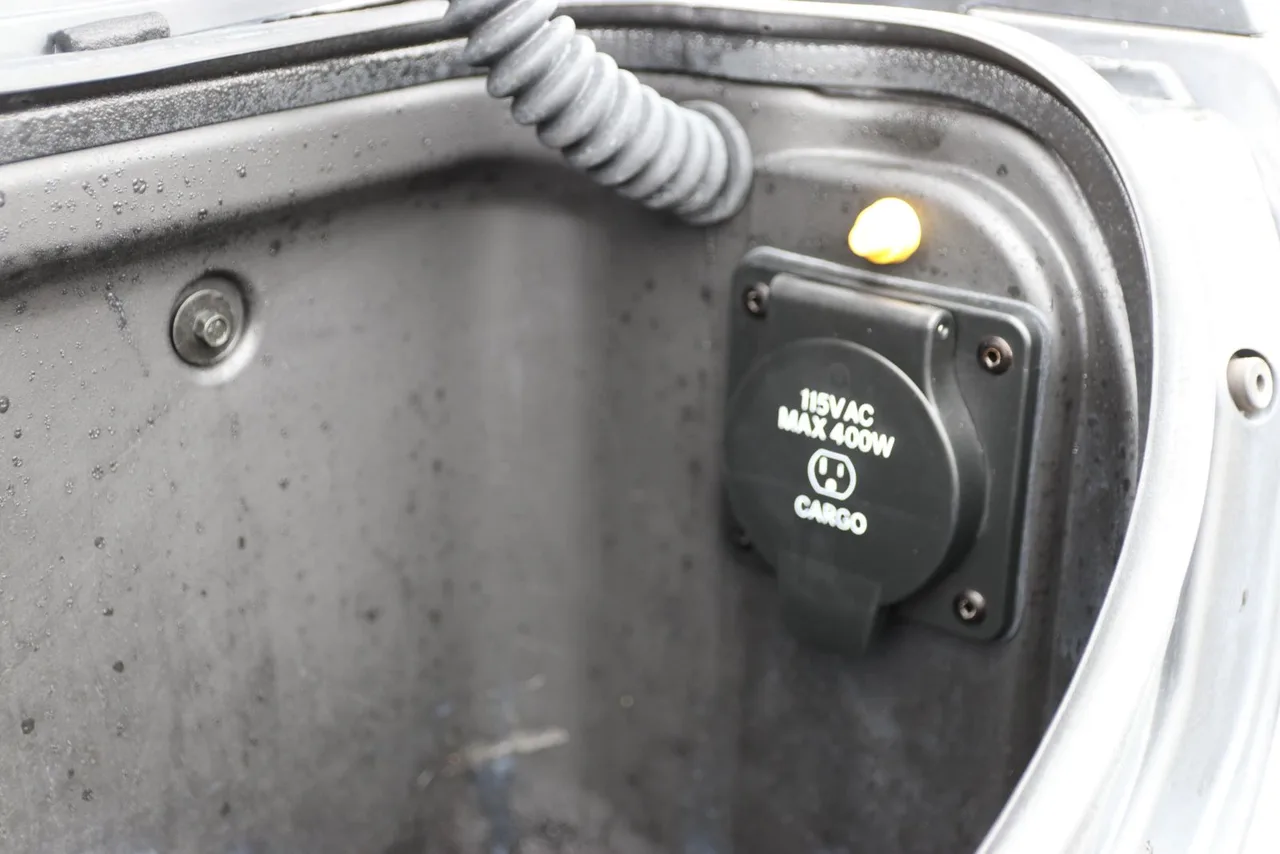 2020 Ram 1500 Crew Cab Limited Pickup 4D 5 1/2 ft in gray — photo 16 of 58
