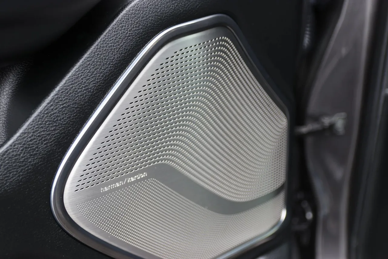 2020 Ram 1500 Crew Cab Limited Pickup 4D 5 1/2 ft in gray — photo 19 of 58