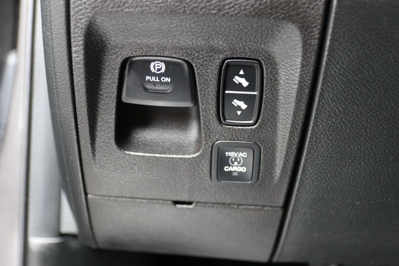 2020 Ram 1500 Crew Cab Limited Pickup 4D 5 1/2 ft in gray — photo 23 of 58
