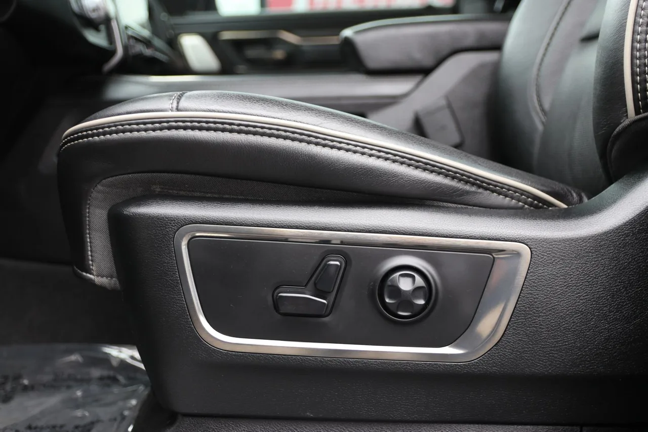 2020 Ram 1500 Crew Cab Limited Pickup 4D 5 1/2 ft in gray — photo 25 of 58