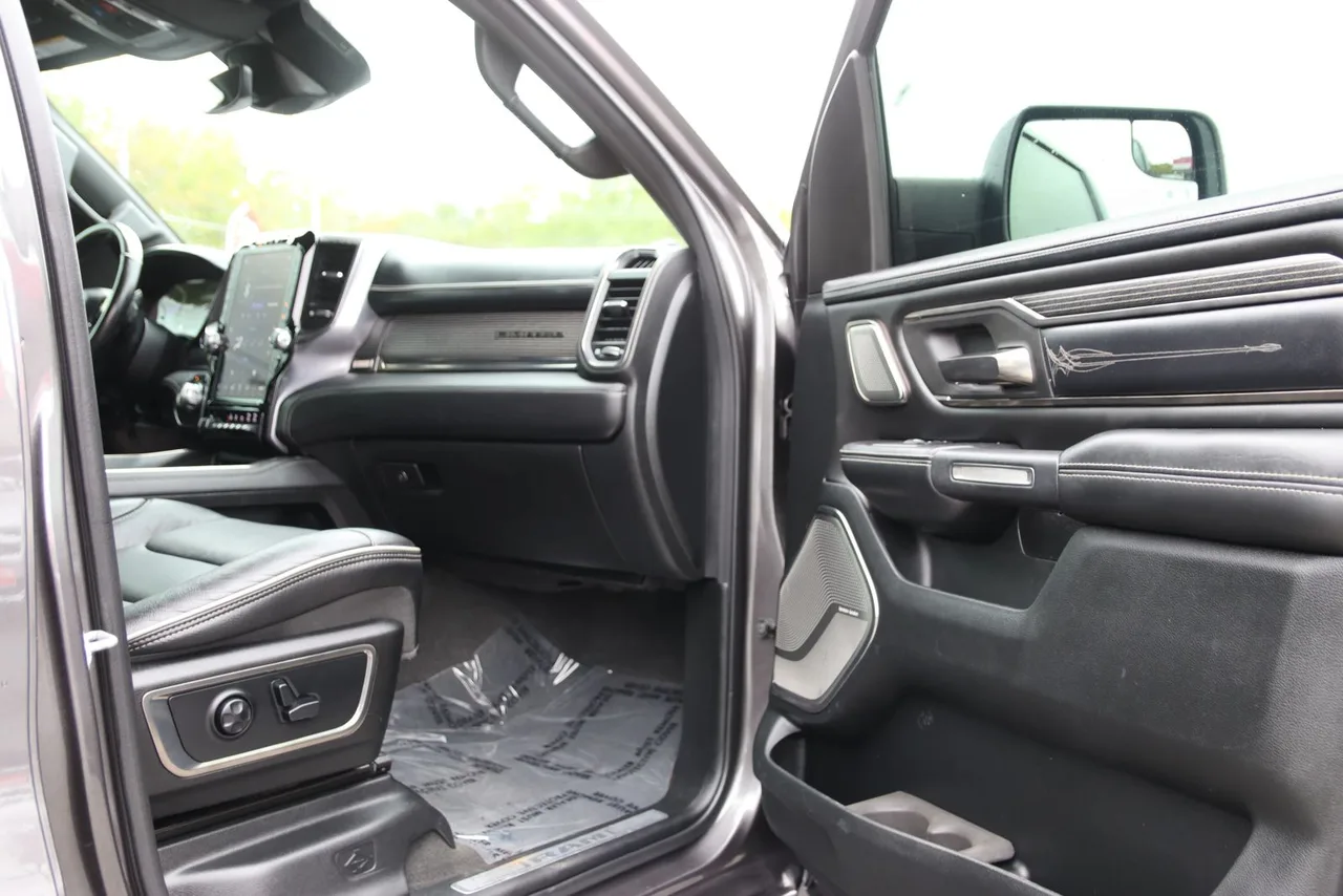 2020 Ram 1500 Crew Cab Limited Pickup 4D 5 1/2 ft in gray — photo 37 of 58