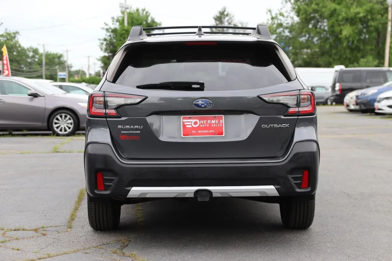 2020 Subaru Outback Limited Wagon 4D in gray — photo 4 of 33