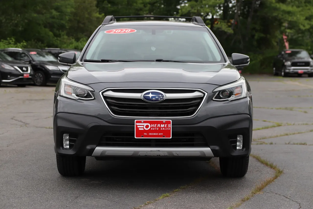 2020 Subaru Outback Limited Wagon 4D in gray — photo 8 of 33
