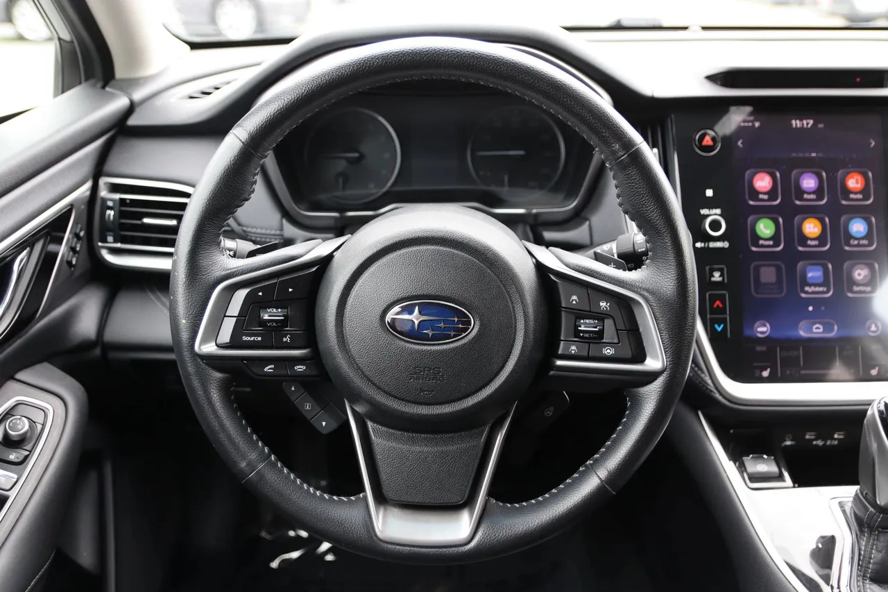 2020 Subaru Outback Limited Wagon 4D in gray — photo 21 of 33