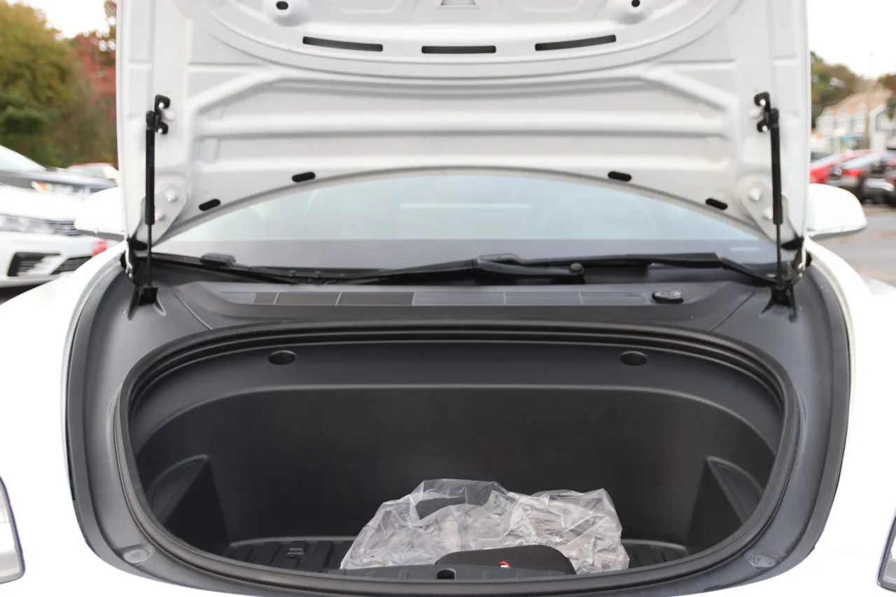 2020 Tesla Model 3 Long Range Sedan 4D in white — photo 10 of 33