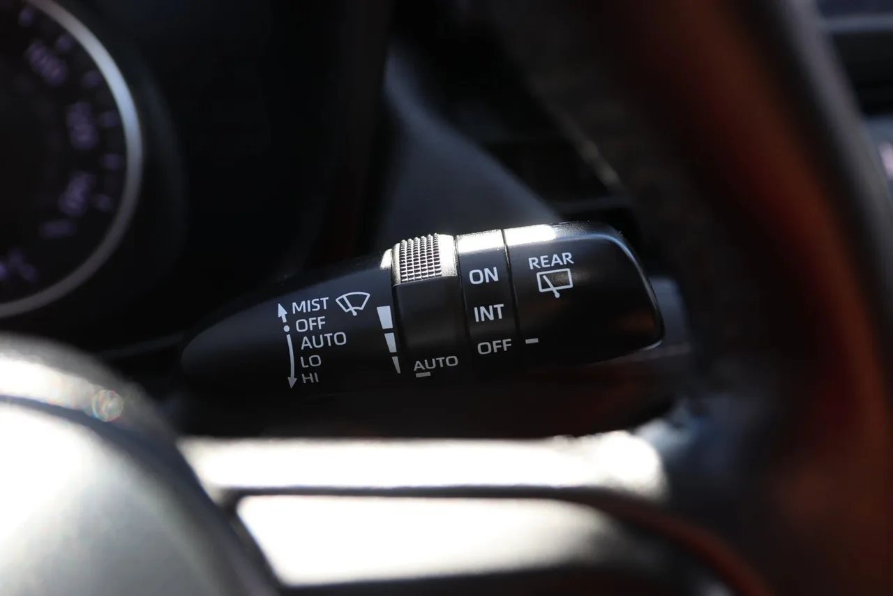 2020 Toyota RAV4 XLE Sport Utility 4D in blue — photo 35 of 39