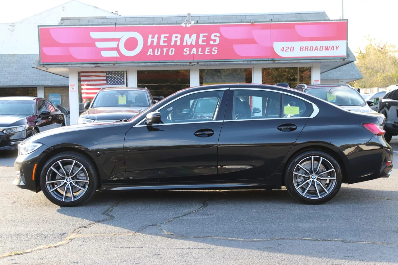 2021 BMW 3 Series 330i xDrive Sedan 4D in black — photo 5 of 43