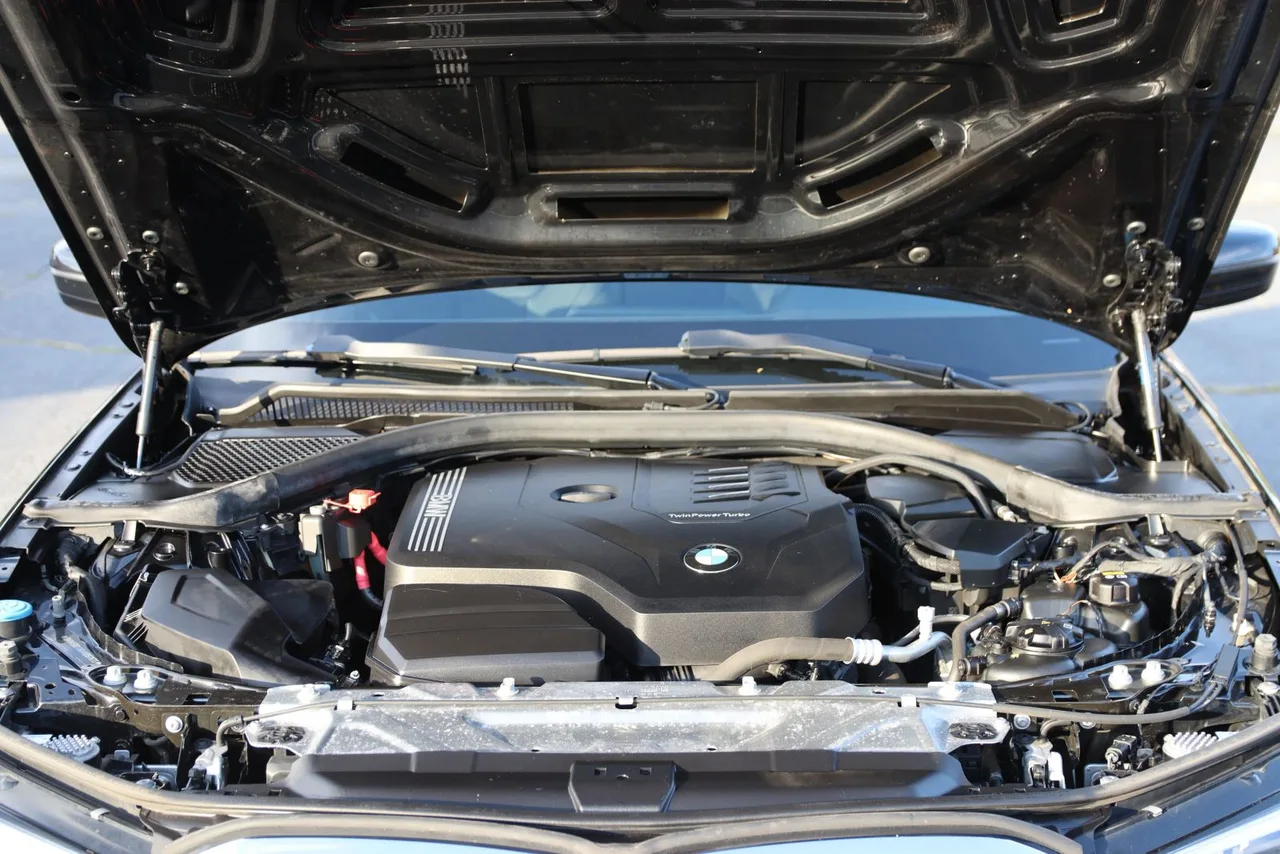 2021 BMW 3 Series 330i xDrive Sedan 4D in black — photo 11 of 43