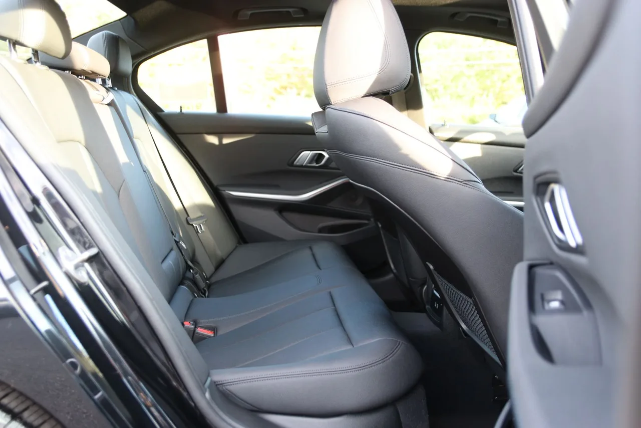 2021 BMW 3 Series 330i xDrive Sedan 4D in black — photo 22 of 43