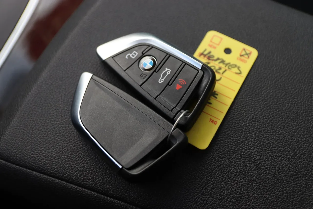 2021 BMW 3 Series 330i xDrive Sedan 4D in black — photo 42 of 43
