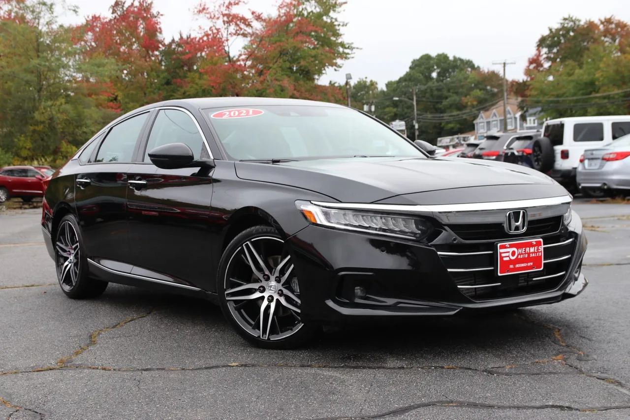 2021 Honda Accord Touring Sedan 4D in black — photo 3 of 41