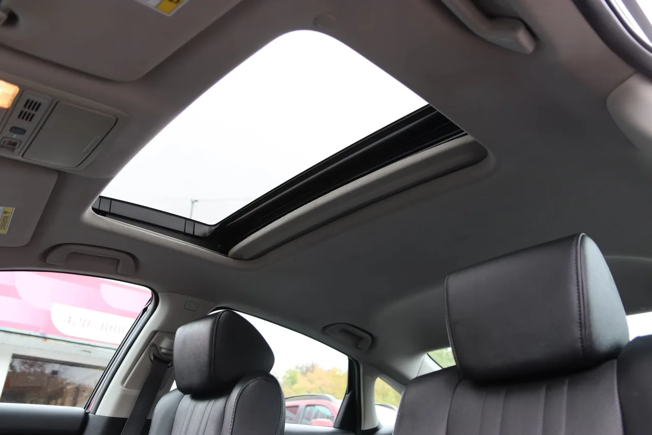 2021 Honda Accord Touring Sedan 4D in black — photo 13 of 41