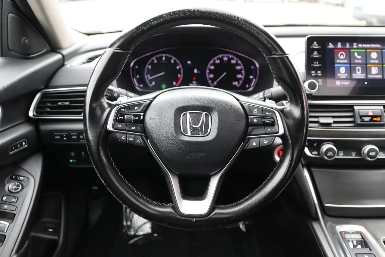2021 Honda Accord Touring Sedan 4D in black — photo 28 of 41