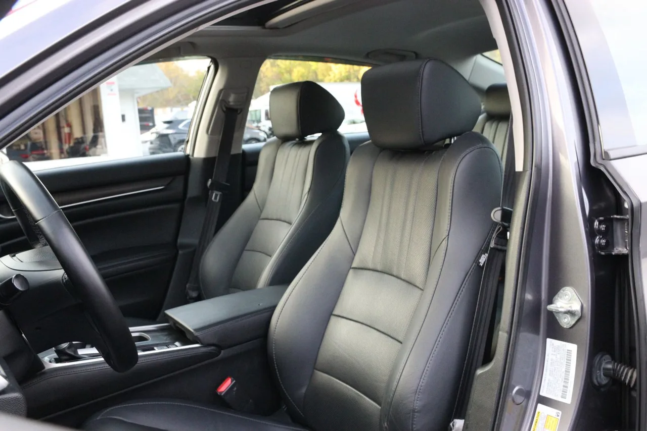2021 Honda Accord EX-L Sedan 4D in gray — photo 14 of 29
