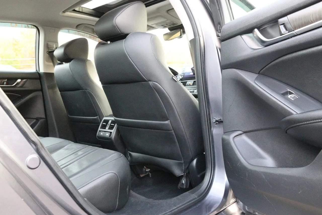 2021 Honda Accord EX-L Sedan 4D in gray — photo 19 of 29