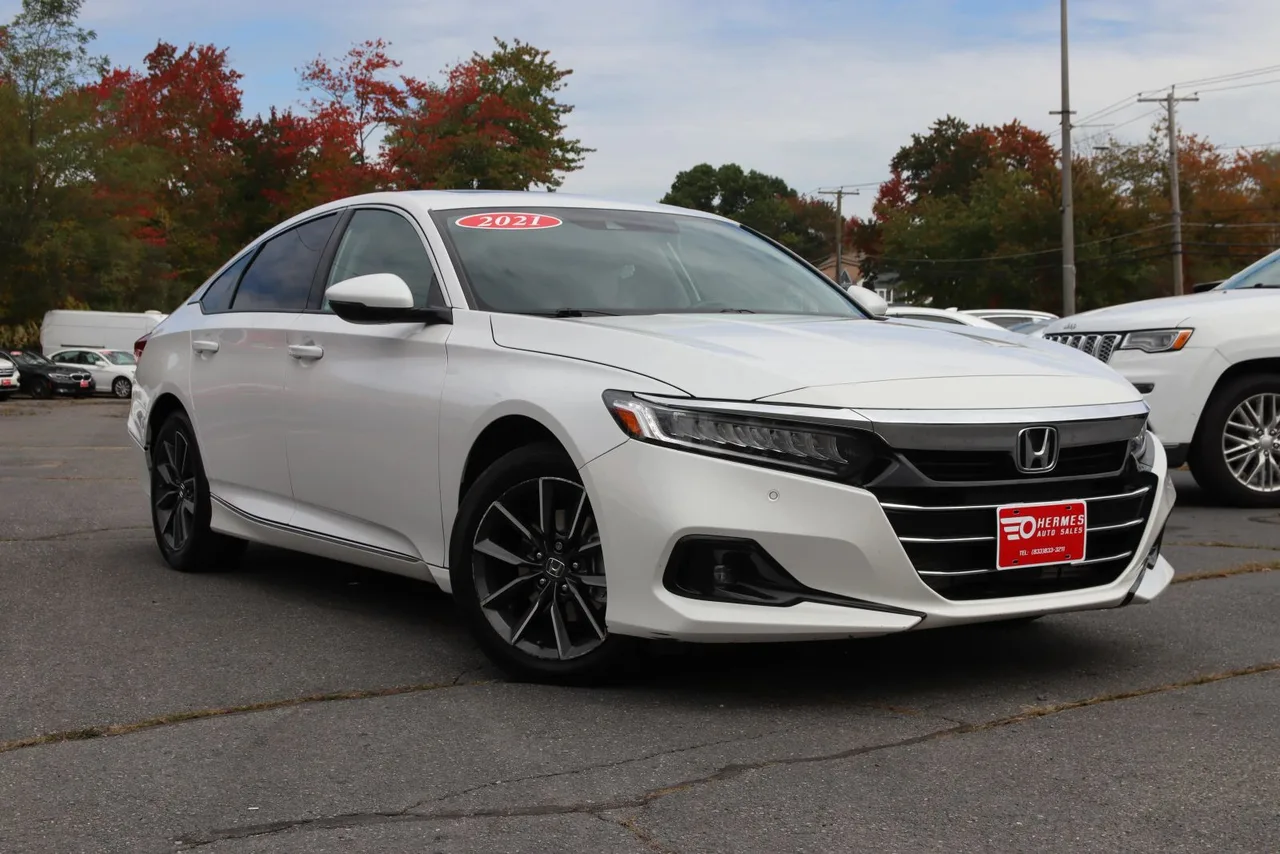 2021 Honda Accord EX-L Sedan 4D in white — photo 3 of 40