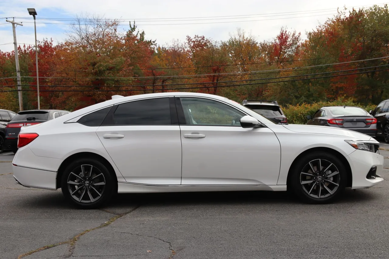 2021 Honda Accord EX-L Sedan 4D in white — photo 6 of 40