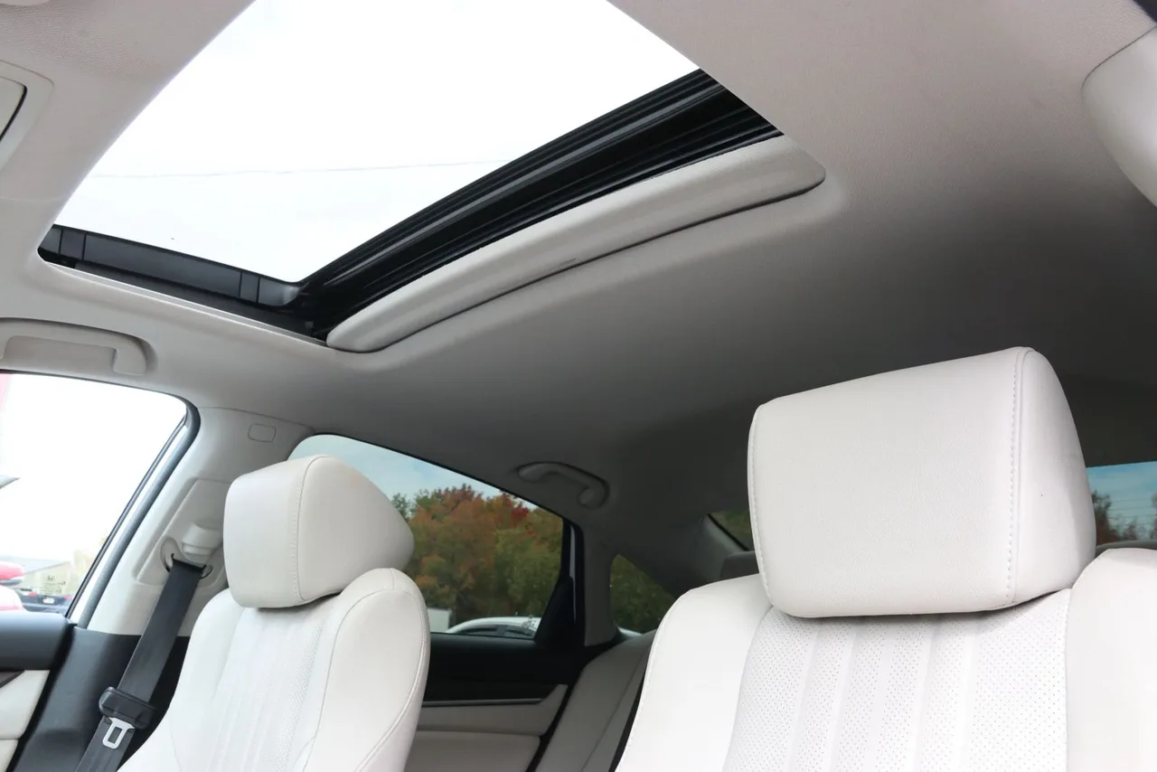 2021 Honda Accord EX-L Sedan 4D in white — photo 18 of 40