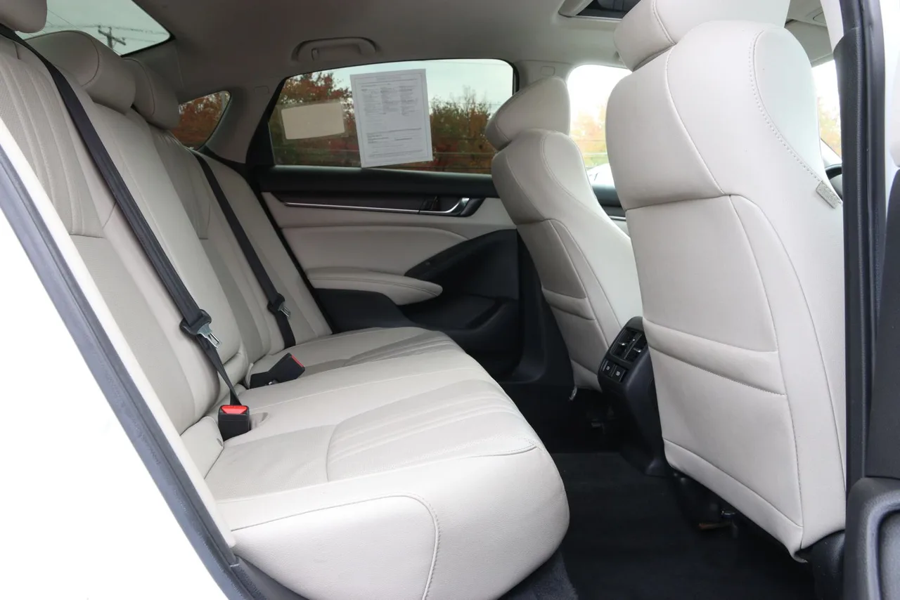 2021 Honda Accord EX-L Sedan 4D in white — photo 25 of 40