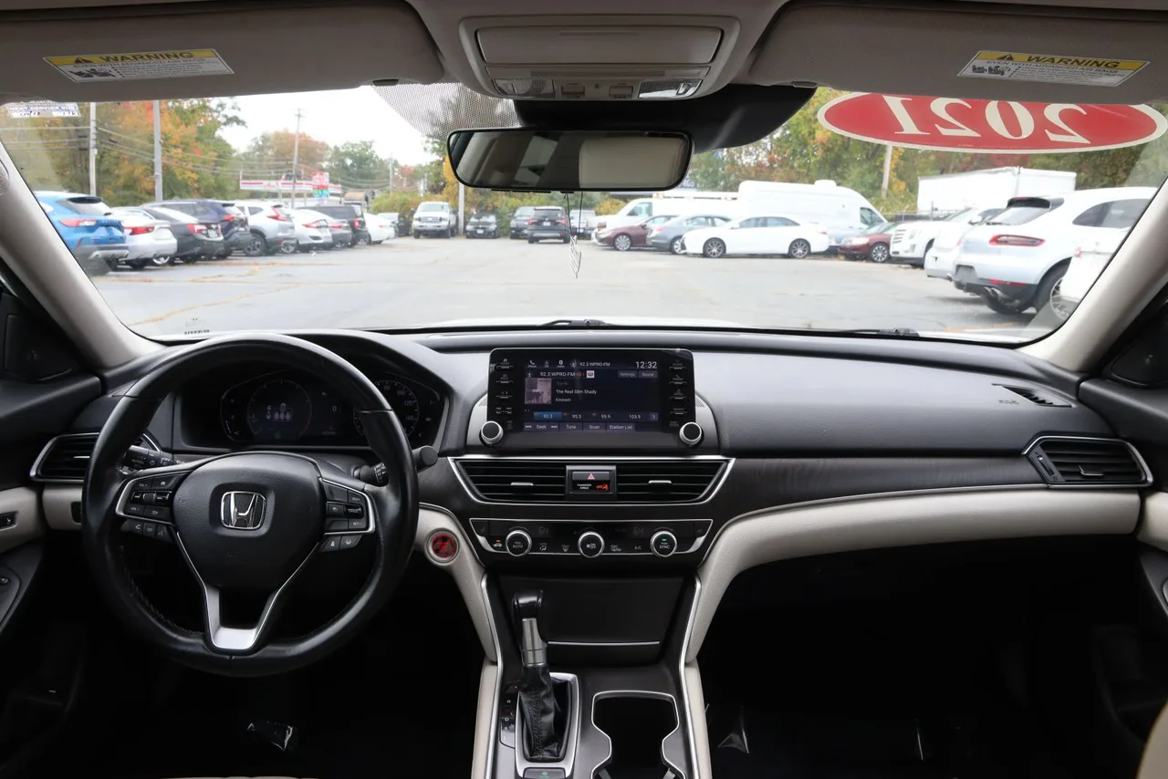 2021 Honda Accord EX-L Sedan 4D in white — photo 30 of 40