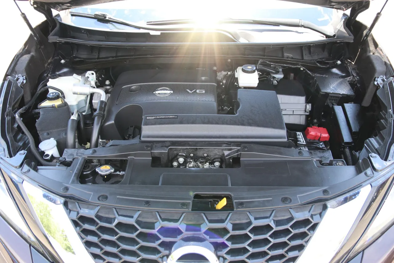 2021 Nissan Murano Platinum Sport Utility 4D in brown — photo 30 of 32