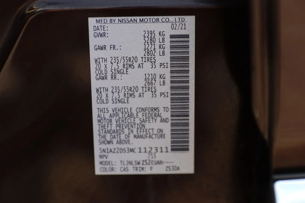 2021 Nissan Murano Platinum Sport Utility 4D in brown — photo 32 of 32