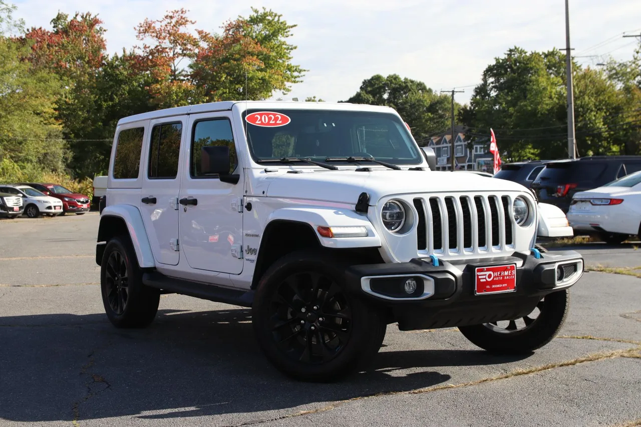 2022 Jeep Wrangler Unlimited 4xe Sahara 4xe Sport Utility 4D in white — photo 3 of 35