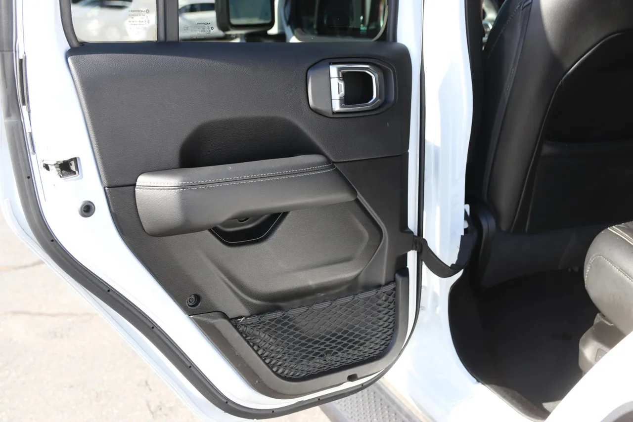 2022 Jeep Wrangler Unlimited 4xe Sahara 4xe Sport Utility 4D in white — photo 18 of 35