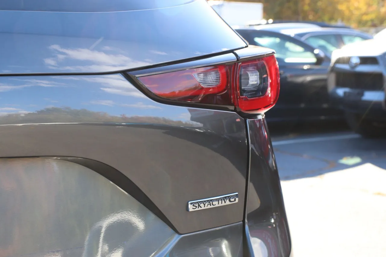 2022 Mazda CX-5 2.5 S Premium Plus Sport Utility 4D in gray — photo 9 of 37